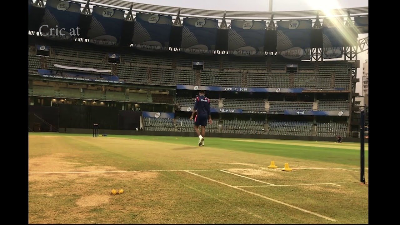 Player practicing in ground IPL