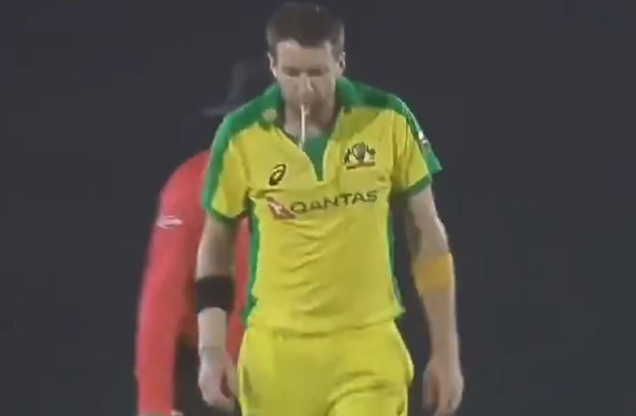 Video: Andrew Tye vomits on the field during the 1st T20I against Bangladesh
