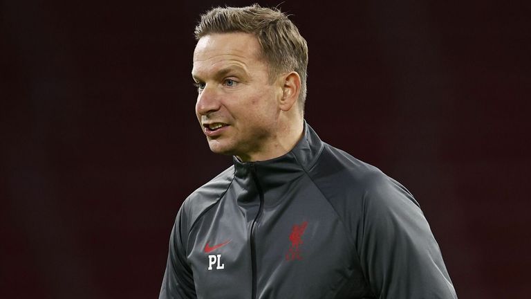 Liverpool News: Pep Lijnders suggests next three players for Liverpool Squad