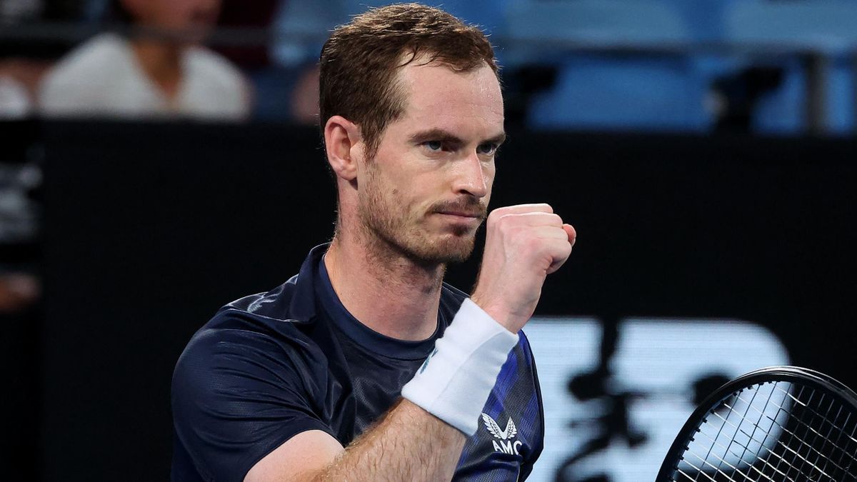 Andy Murray admits that he needs to adapt before the 2023 season.