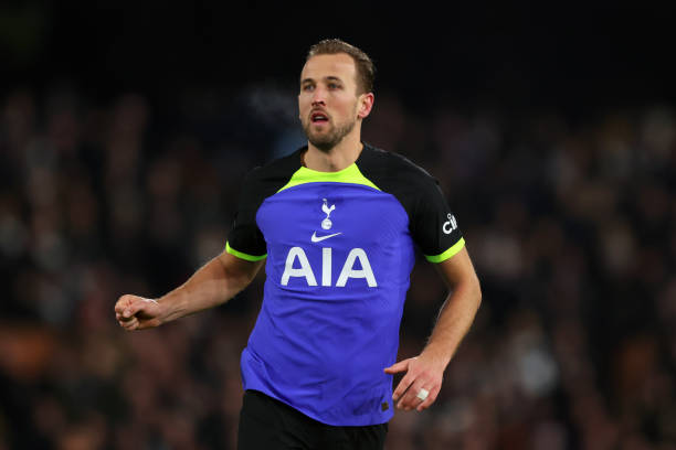 Harry Kane insists he is focused on the ongoing season amid transfer speculation