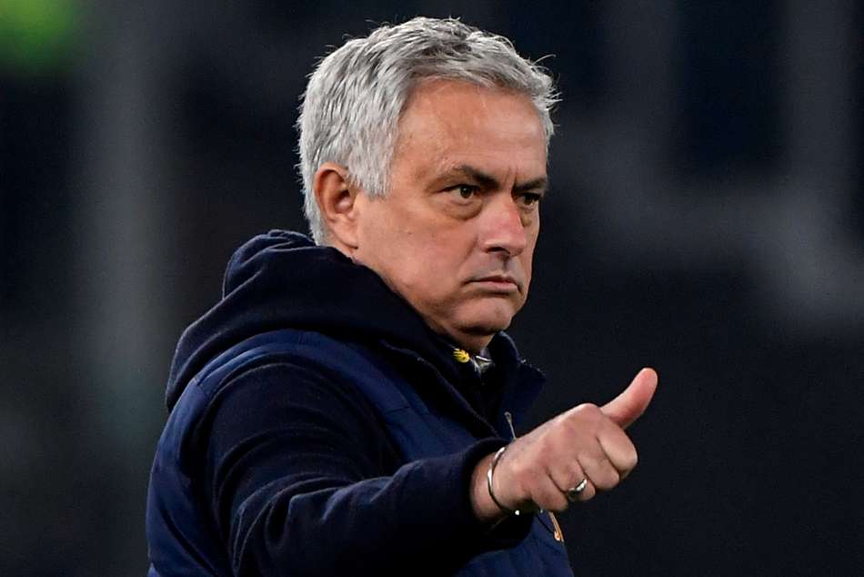 Jose Mourinho interested in return to his former club Chelsea