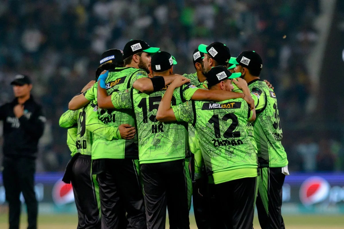 Watch: Celebrations break out after Lahore Qalandars win PSL Title in a last ball thriller