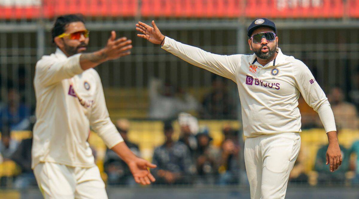 "Ravindra Jadeja's no-ball cost the game for India" - Sunil Gavaskar