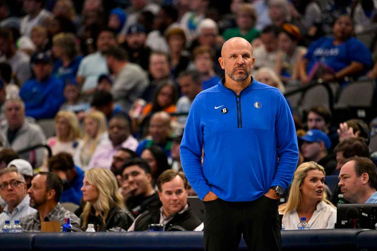 "It's Embarrassing" : Jason Kidd is unsatisfied with Dallas Mavericks Play in the first half against Charlotte