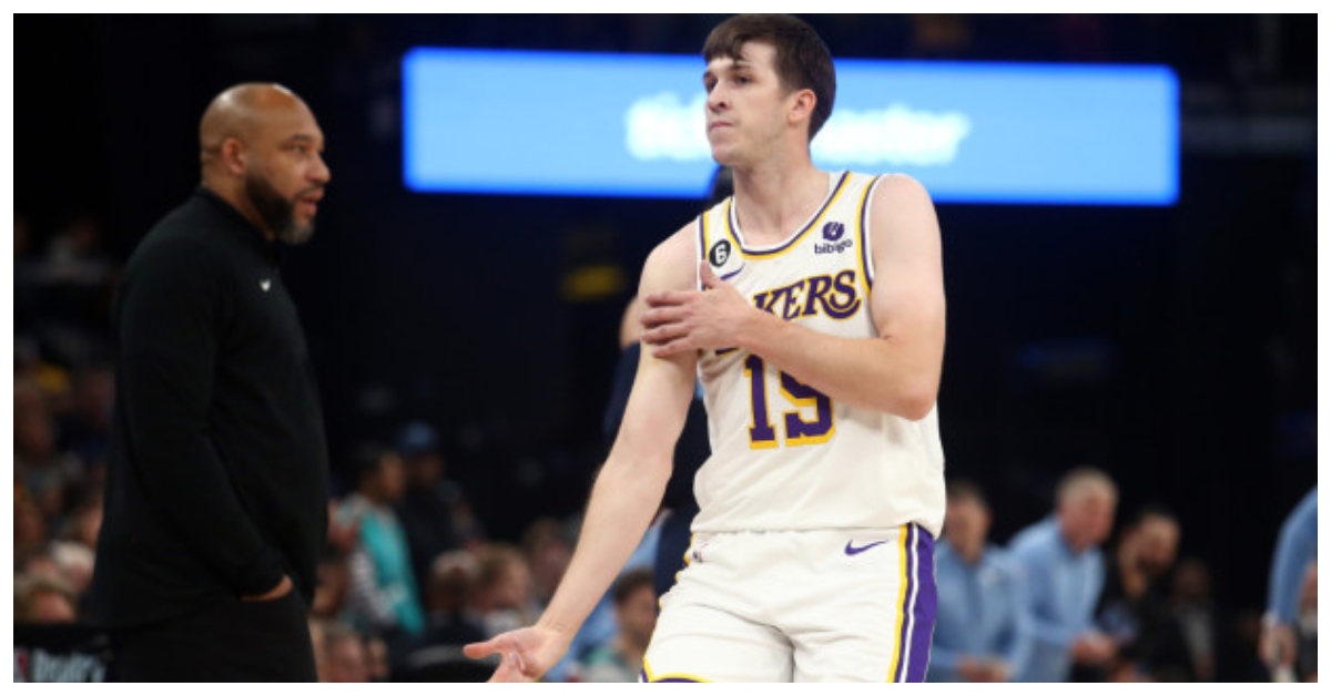 Austin Reaves's mind-blowing behind-the-back pass to Rui HAchimura as Lakers dominate Game 1